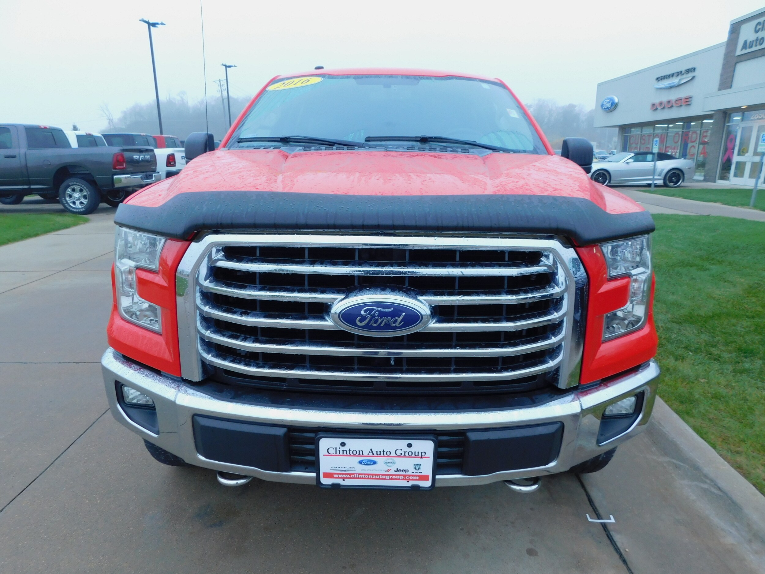 2016 Ford F-150 XLT photo 2