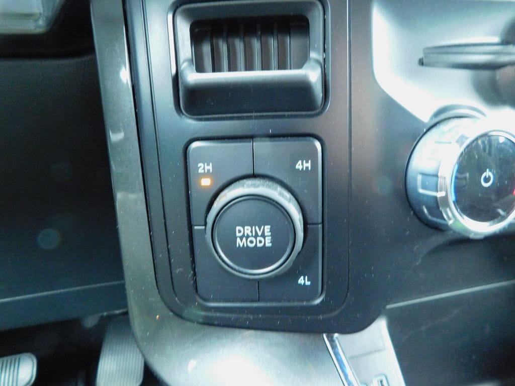 2023 Ford F-150 XLT - Photo 23