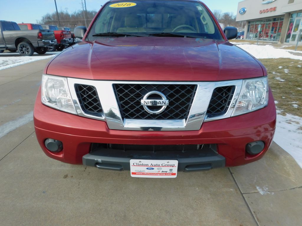 Used 2016 Nissan Frontier SV with VIN 1N6AD0EV3GN794872 for sale in Clinton, IA