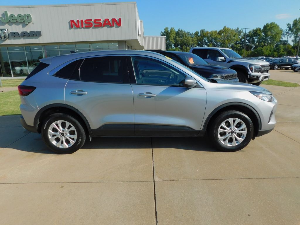 2023 Ford Escape Active - Photo 4