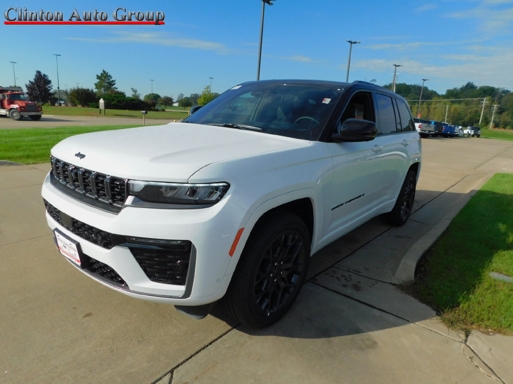 2027 Jeep Grand Cherokee Sport Utility 