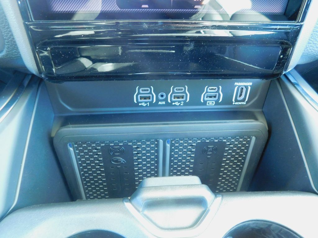 2026 RAM 1500 Laramie - Photo 21