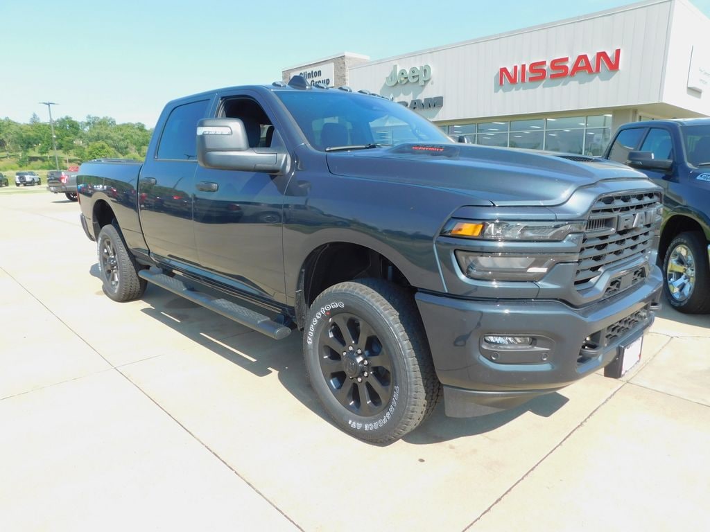 New 2026 Ram 2500 BLACK EXPRESS CREW CAB 4X4 6'4 BOX Pickup
