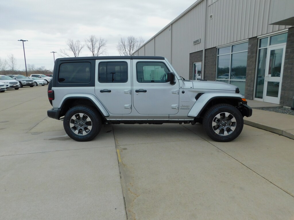 New 2023 Jeep Wrangler 4DOOR SAHARA 4X4 For Sale Clinton IA