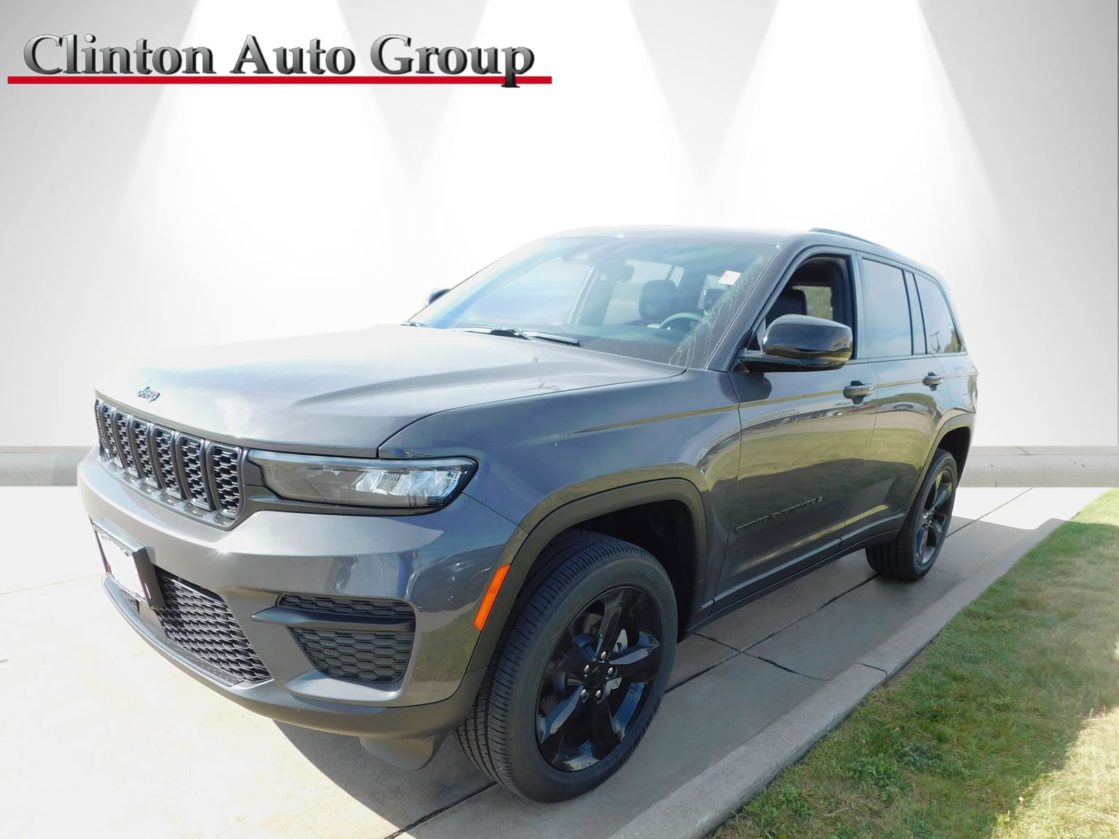 2025 Jeep Grand Cherokee Sport Utility 