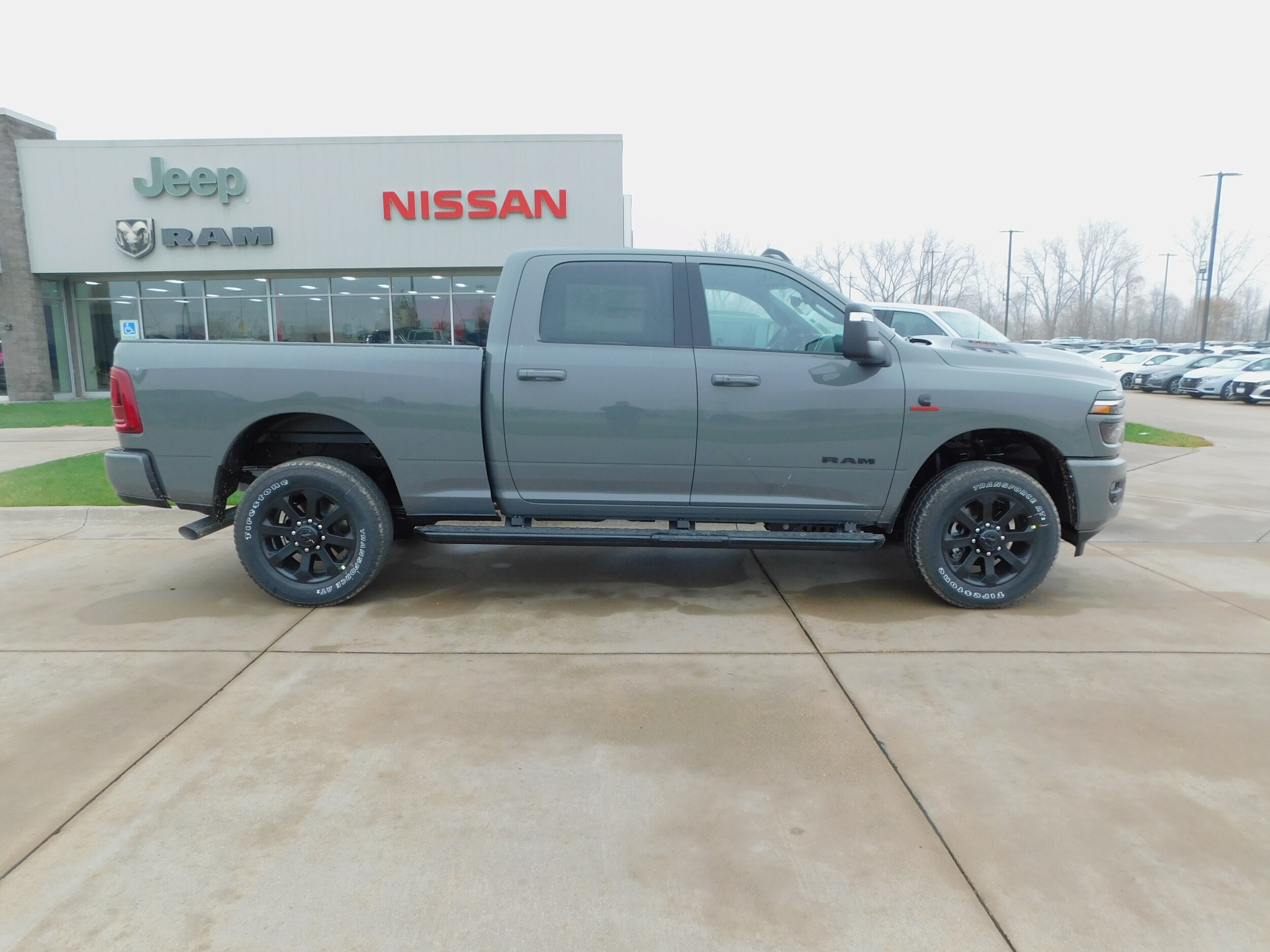 2026 Ram 3500 Laramie photo 4