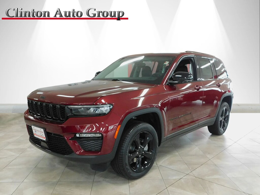 New 2024 Jeep Grand Cherokee LIMITED 4X4 For Sale Clinton IA
