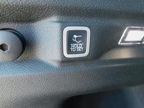 2025 Jeep Grand Cherokee L Altitude - Photo 14