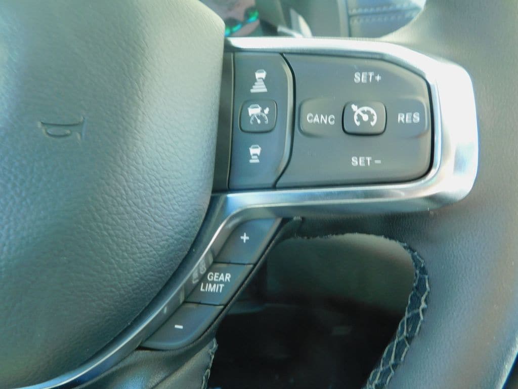 2026 RAM 1500 Laramie - Photo 19