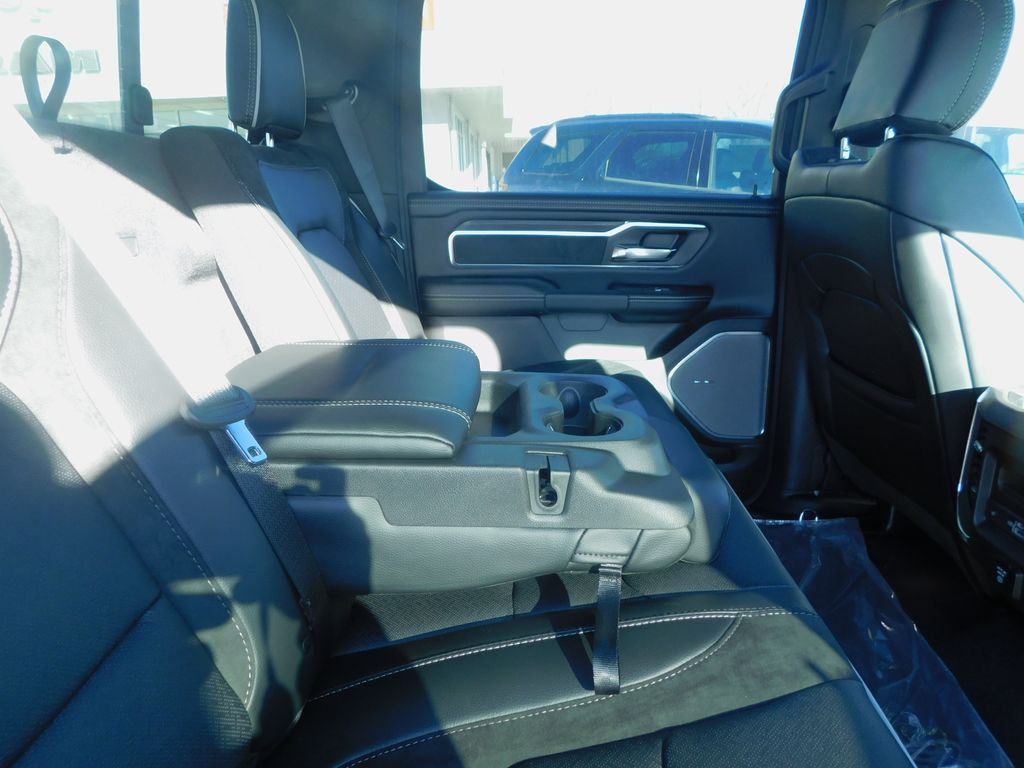 2026 RAM 1500 Laramie - Photo 7