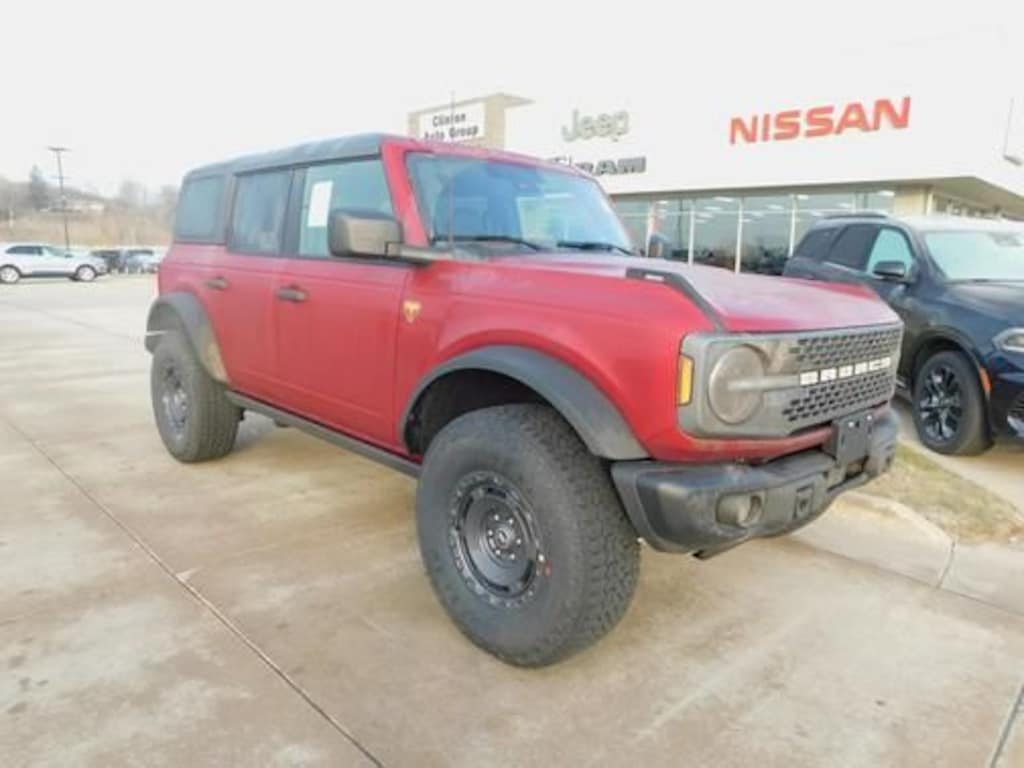 New 2025 Ford Bronco Badlands SUV