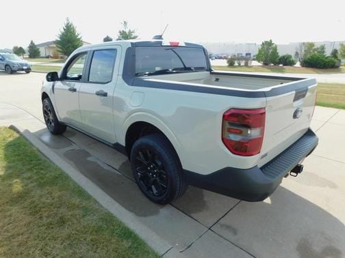 2025 Ford Maverick XLT - Photo 12