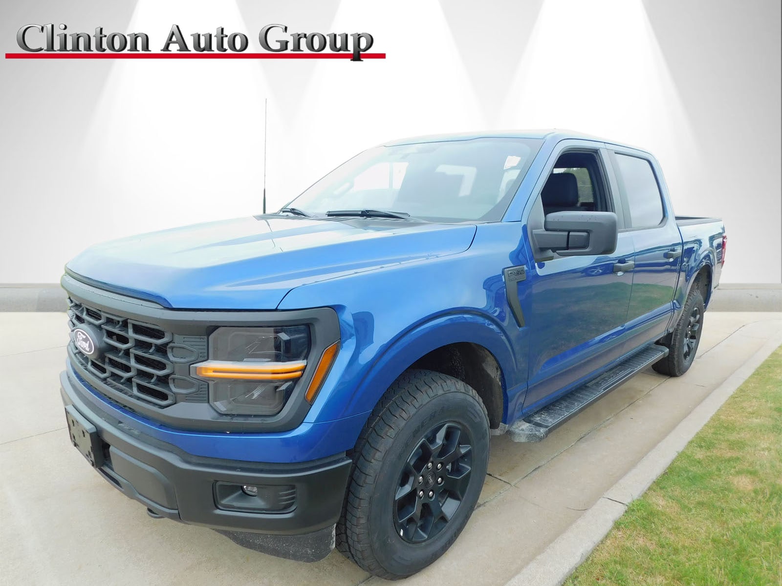 2025 Ford F-150 Truck SuperCrew Cab 