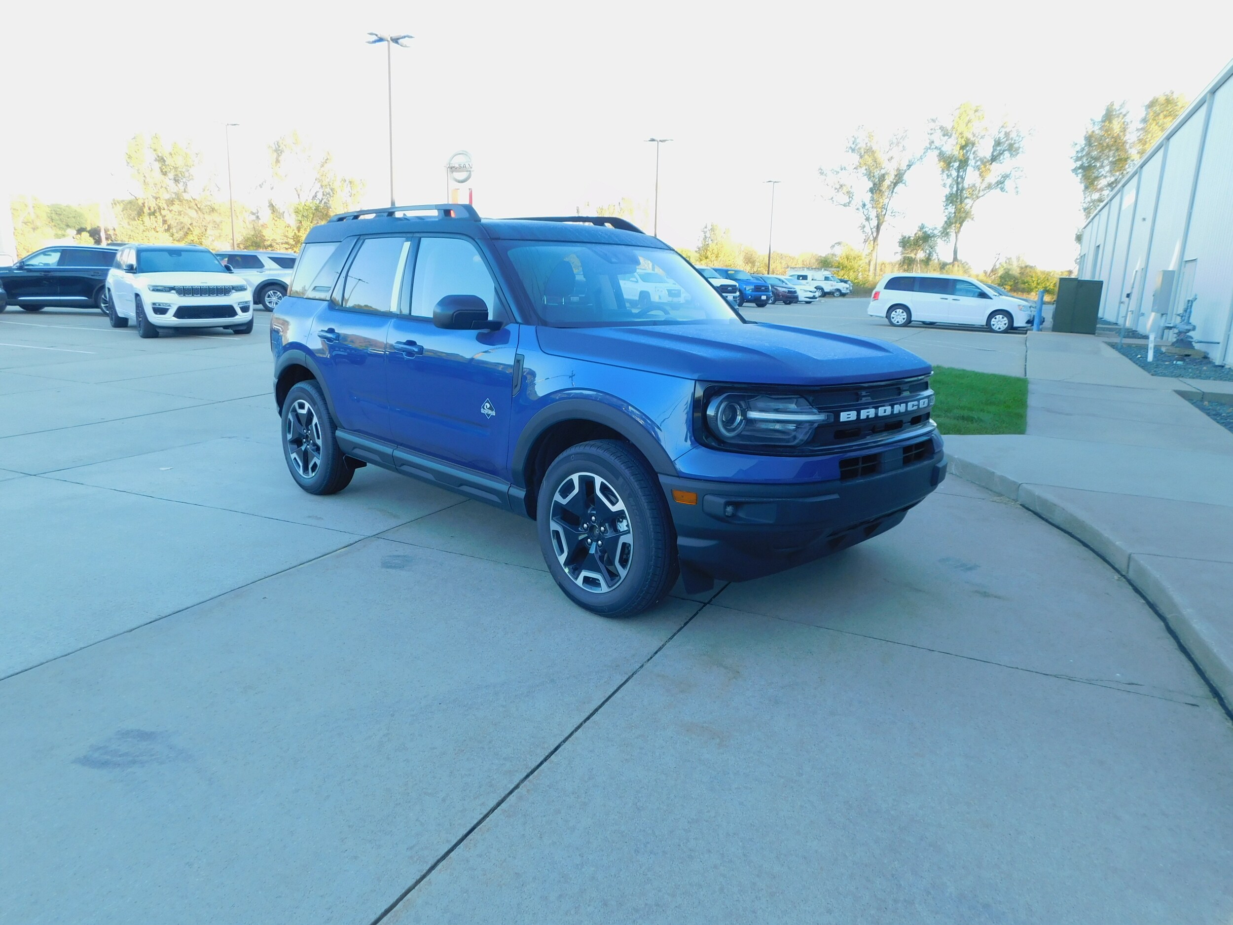 2024 Ford Bronco Sport Outer Banks photo 3