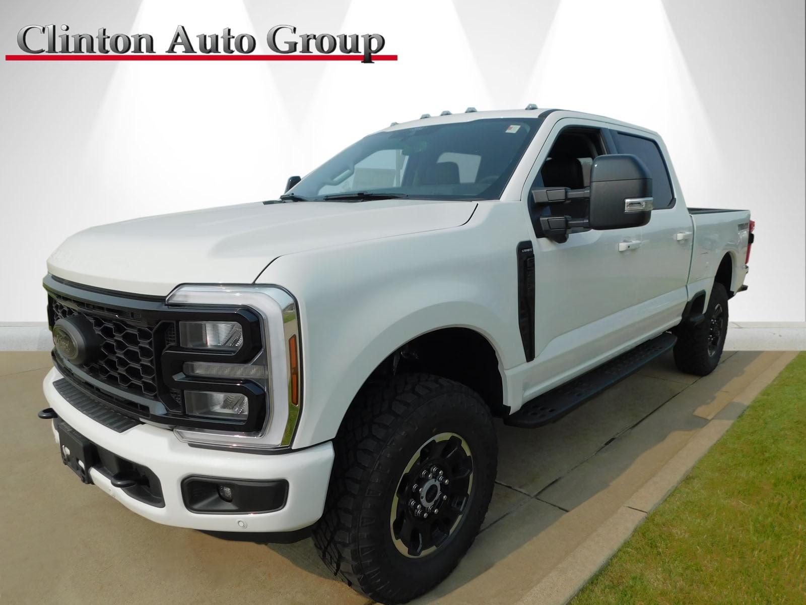 2025 Ford F-350 Truck Crew Cab 