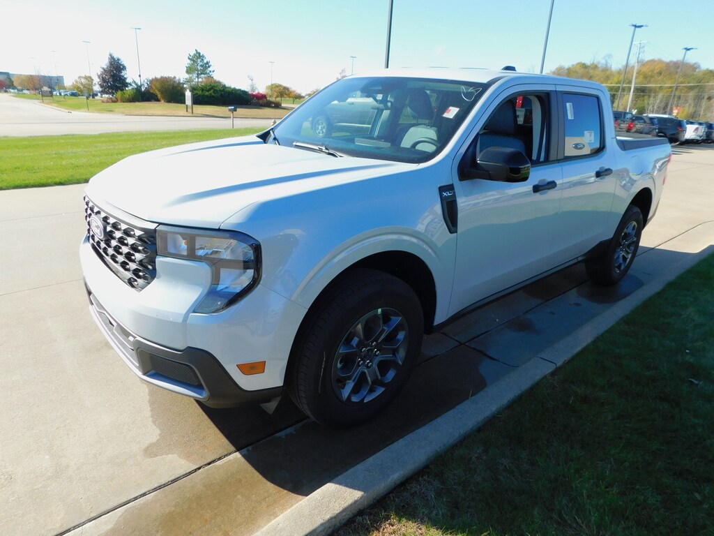 New 2025 Ford Maverick XLT TRUCK