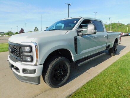 2025 Ford Super Duty F-350 XLT TRUCK