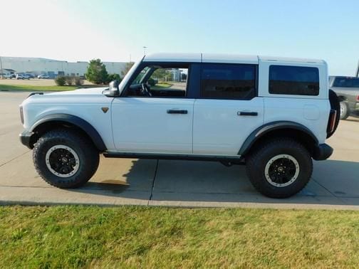 2025 Ford Bronco 4-Door Badlands - Photo 12