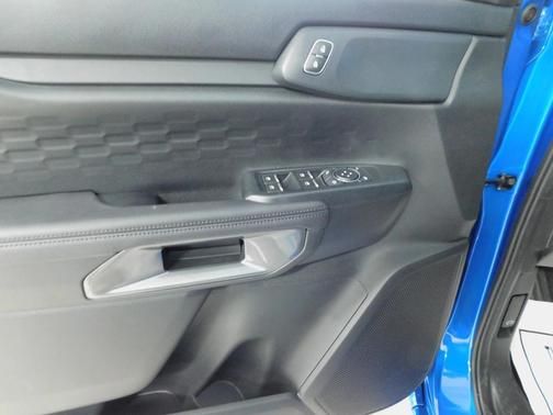 2025 Ford Ranger XLT - Photo 14