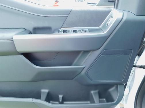 2025 Ford F-150 XLT - Photo 14