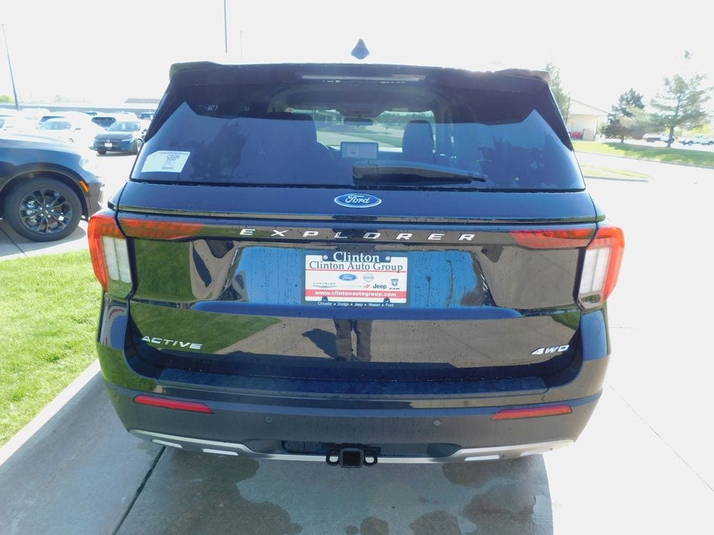 2026 Ford Explorer Active - Photo 11