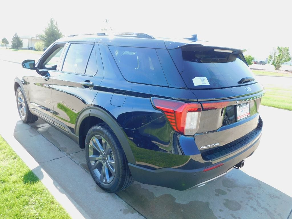 2026 Ford Explorer Active - Photo 14