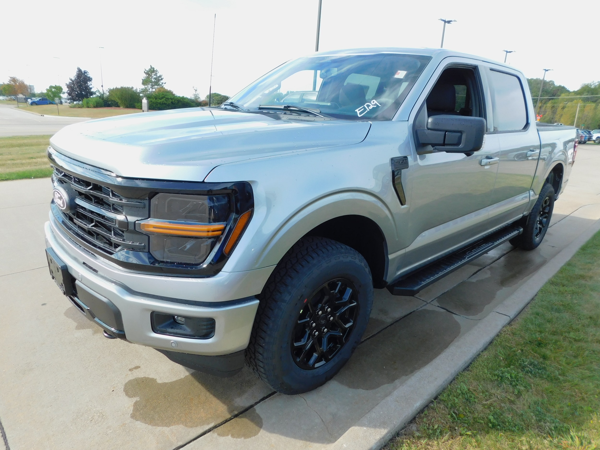 2025 Ford F-150 XLT's photo