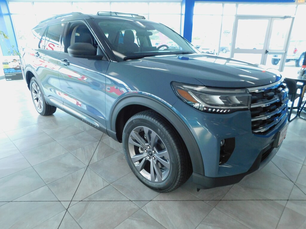 New 2025 Ford Explorer Active SUV