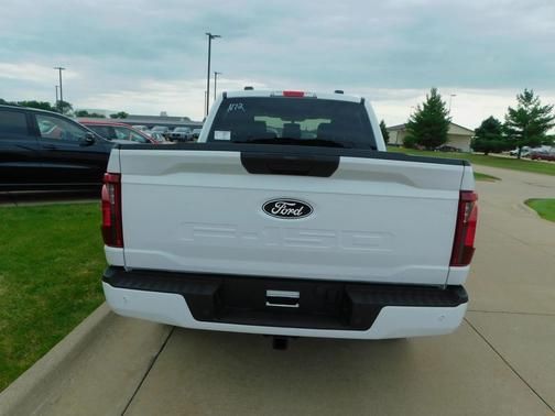 2025 Ford F-150 XLT - Photo 9