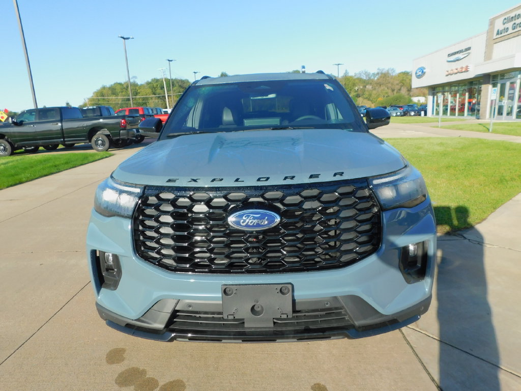 New 2026 Ford Explorer ST-Line SUV