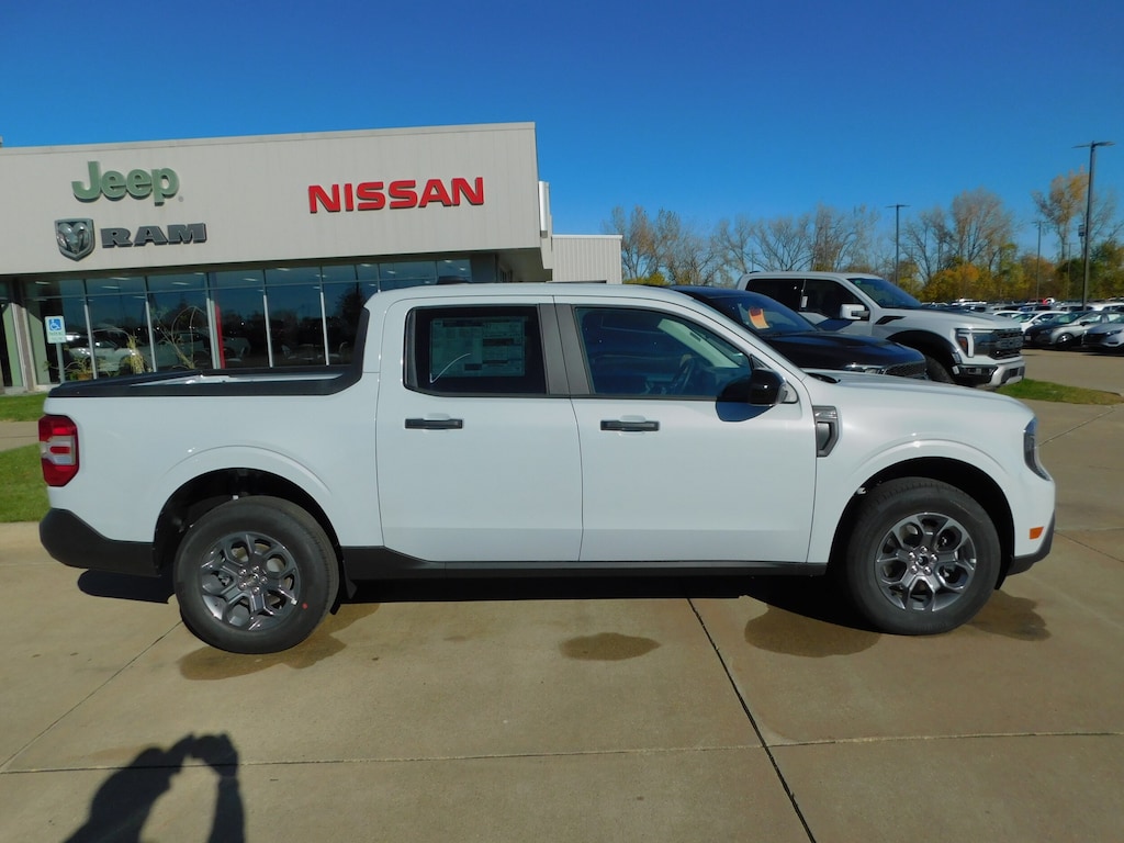 New 2025 Ford Maverick XLT TRUCK