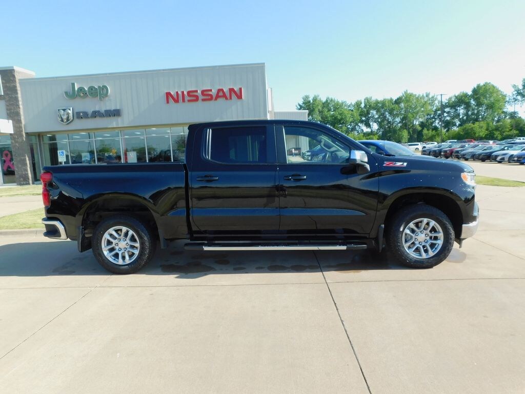 Used 2023 Chevrolet Silverado 1500 LT Truck