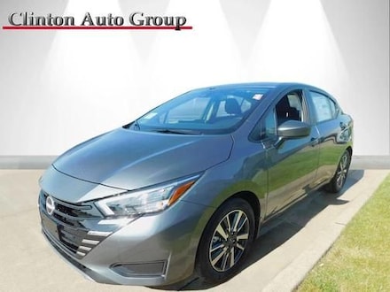 2025 Nissan Versa 1.6 SV Sedan 25205