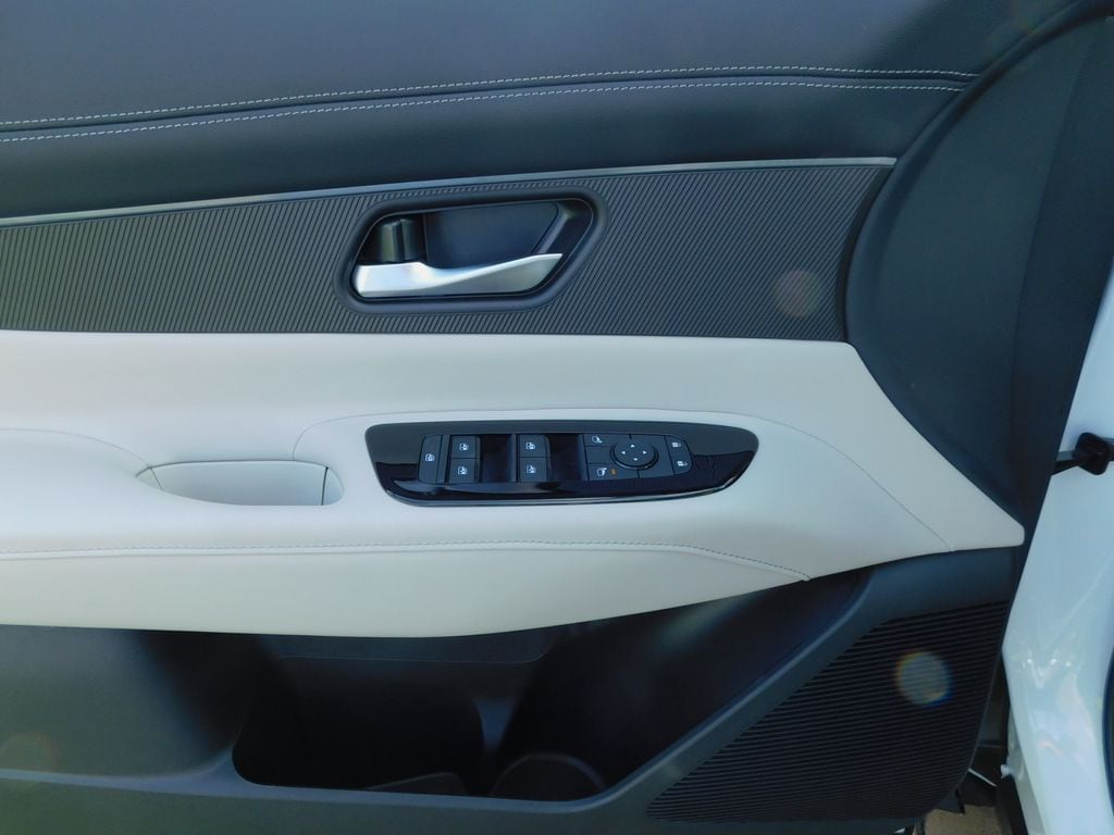 2026 Nissan Murano SV - Photo 16