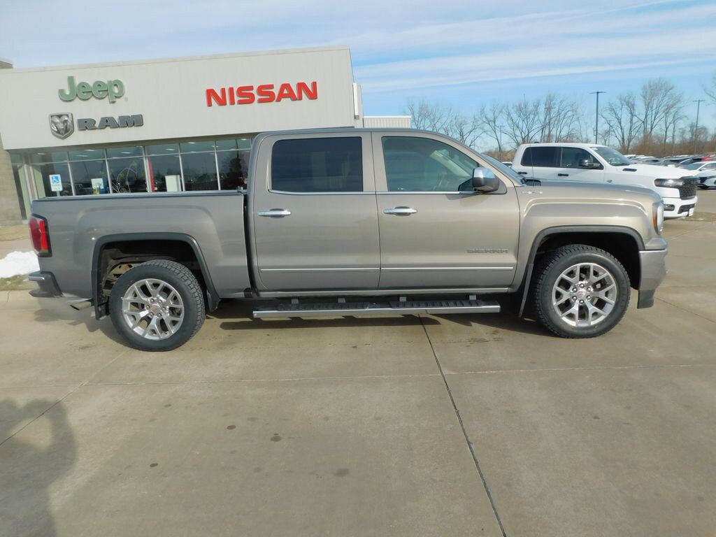 Used 2017 GMC Sierra 1500 SLT Truck