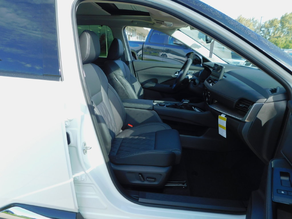 New 2026 Nissan Rogue Platinum SUV