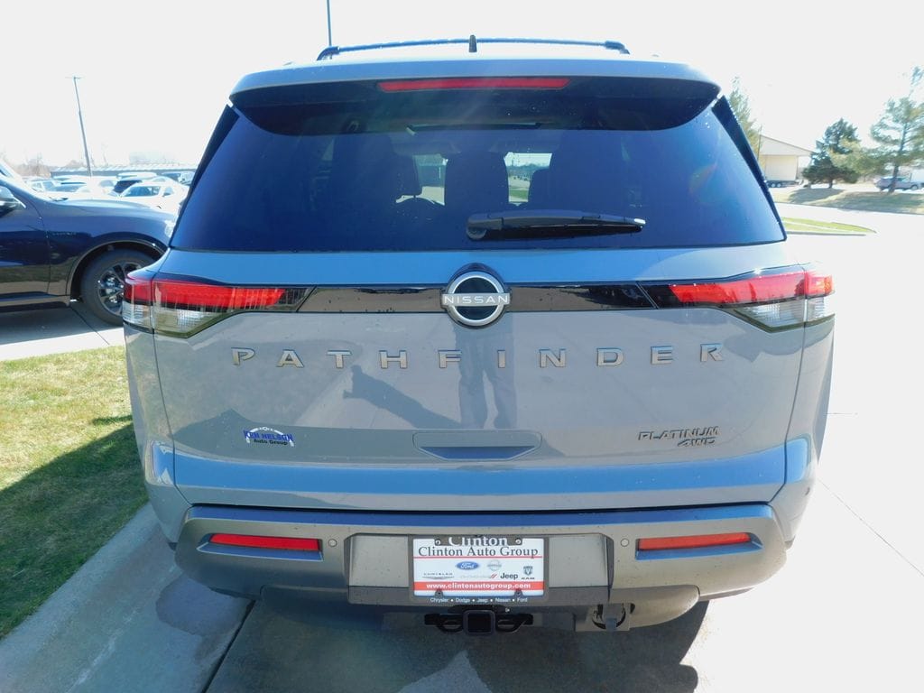 2026 Nissan Pathfinder Platinum - Photo 11