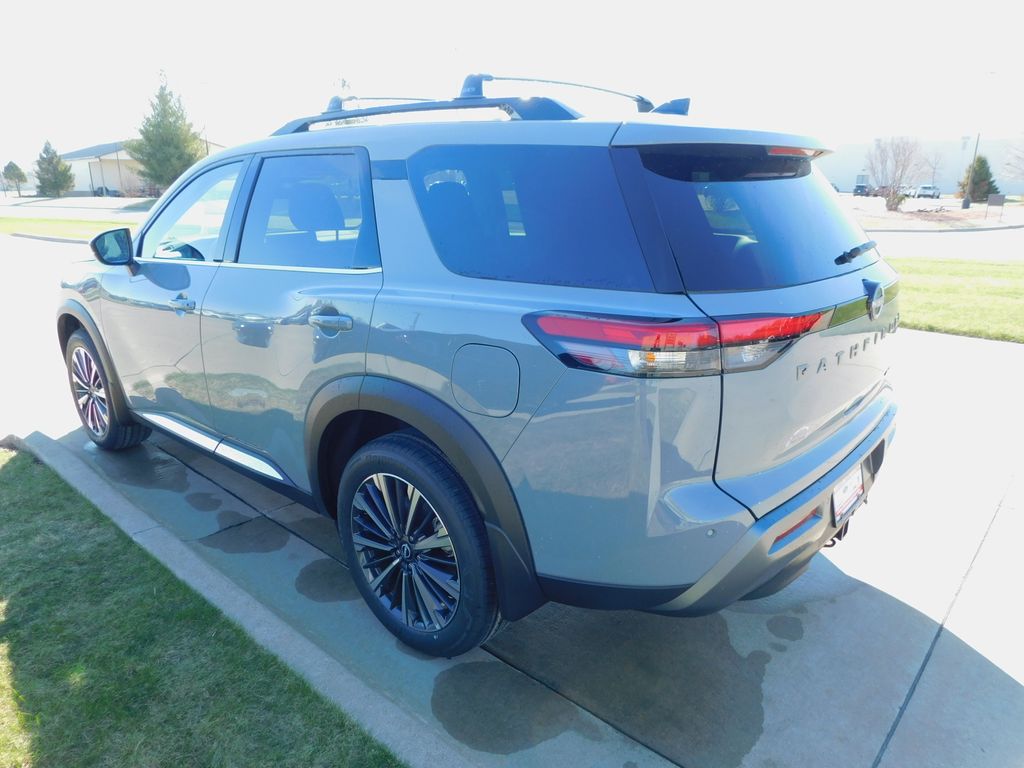 2026 Nissan Pathfinder Platinum - Photo 14