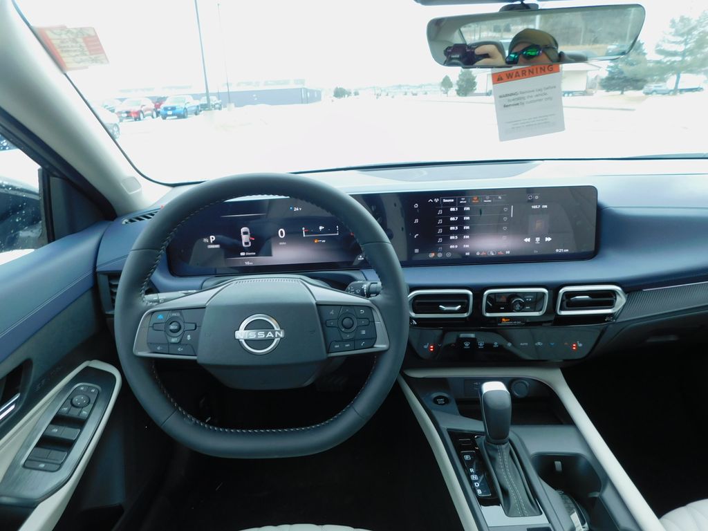 2026 Nissan Sentra SL - Photo 8