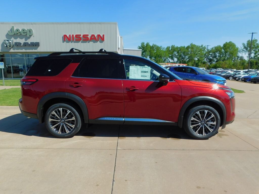New 2026 Nissan Pathfinder Platinum SUV