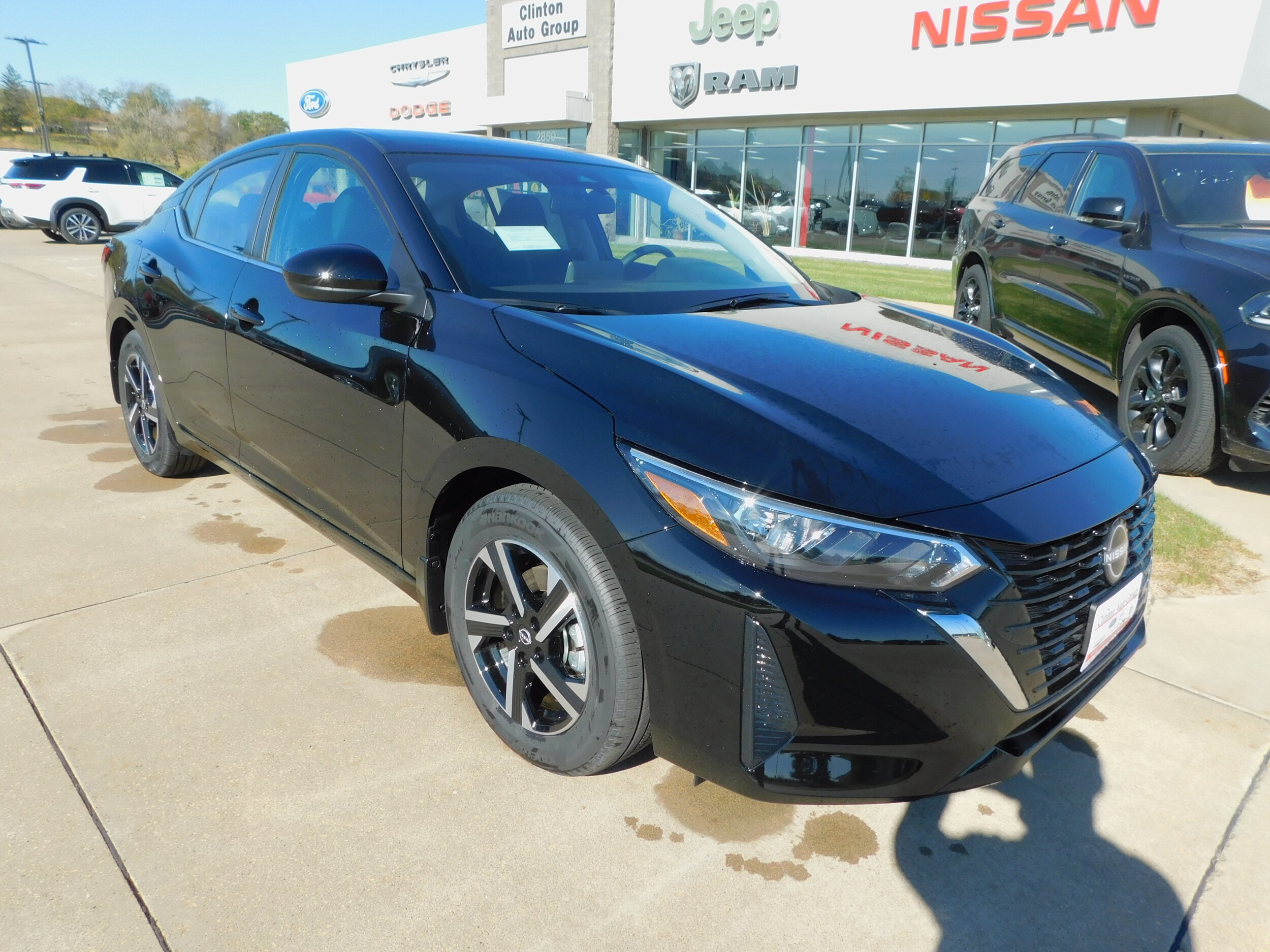 2025 Nissan Sentra SV photo 3