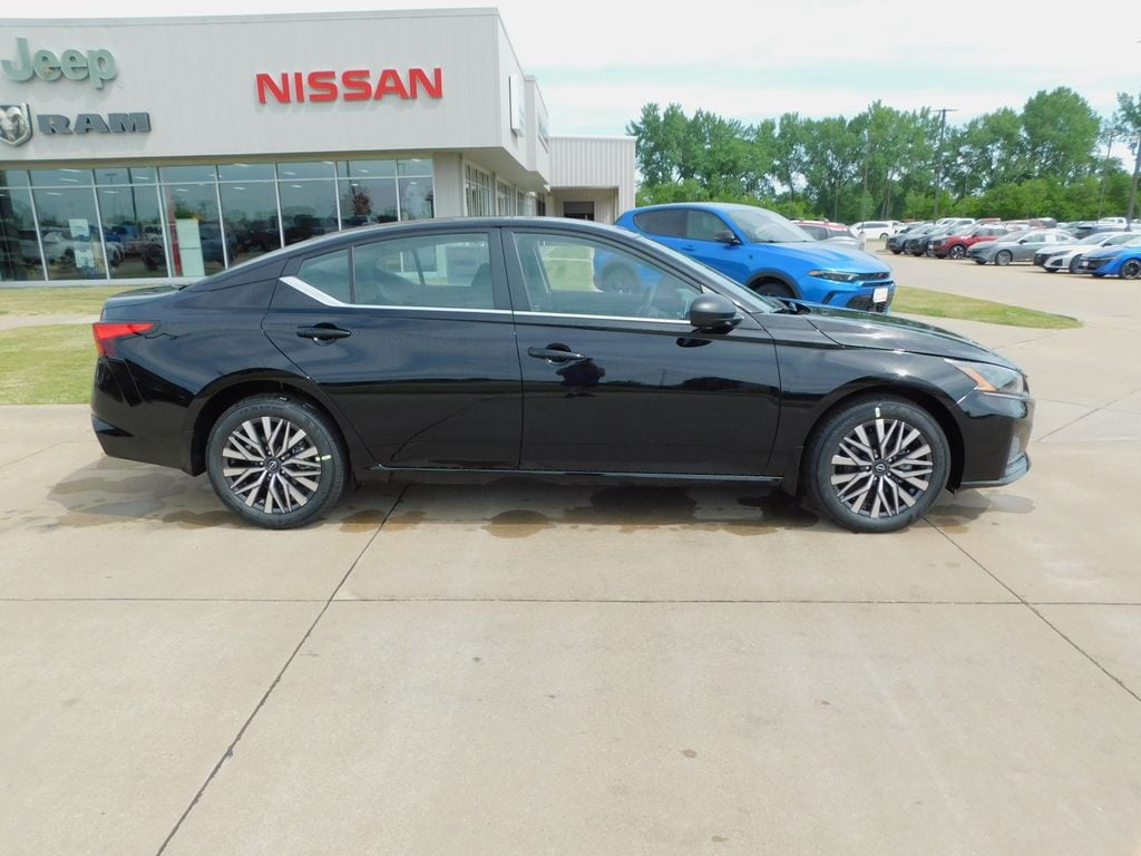 New 2026 Nissan Altima SV Sedan