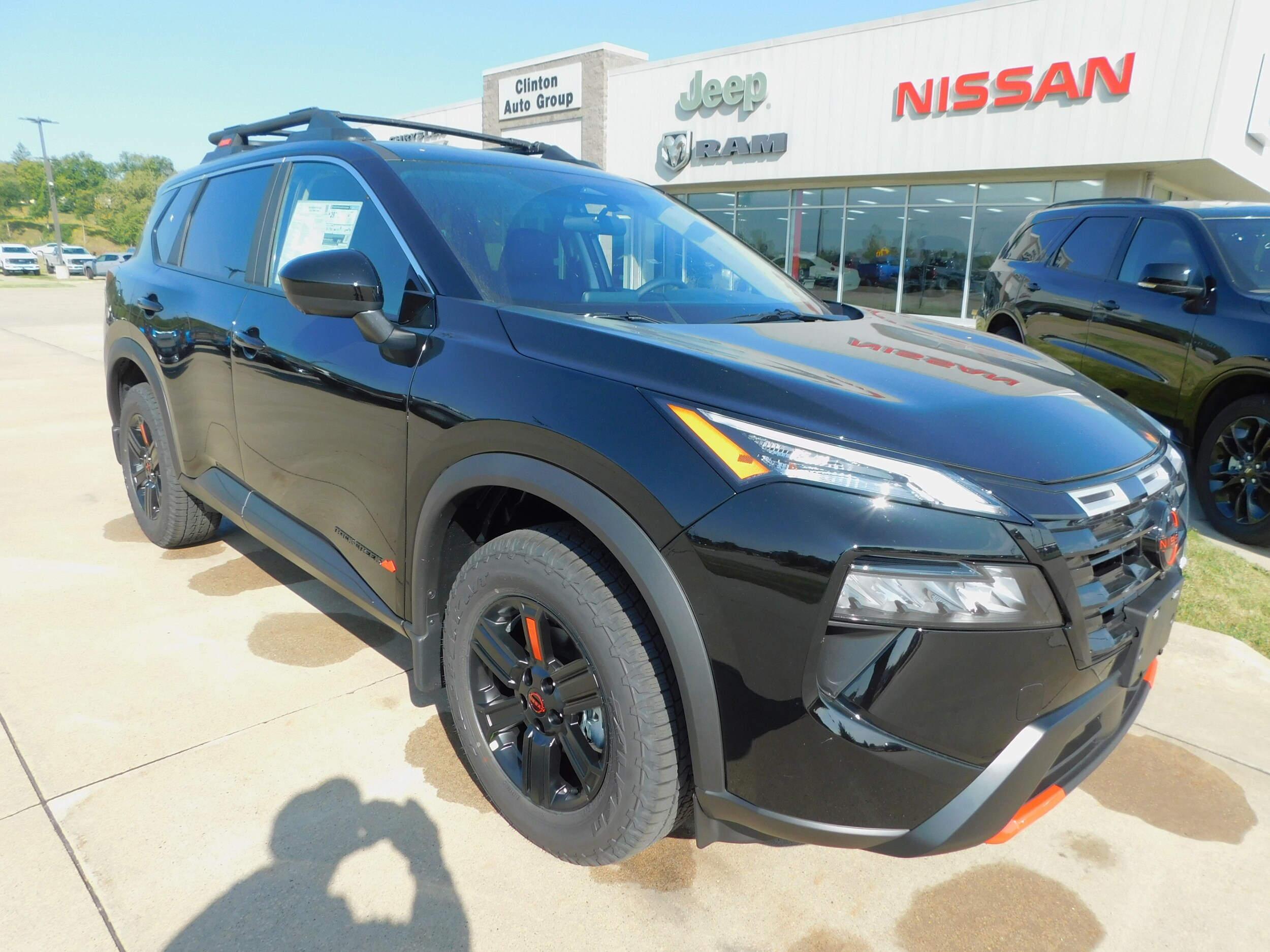 2026 Nissan Rogue SV photo 3