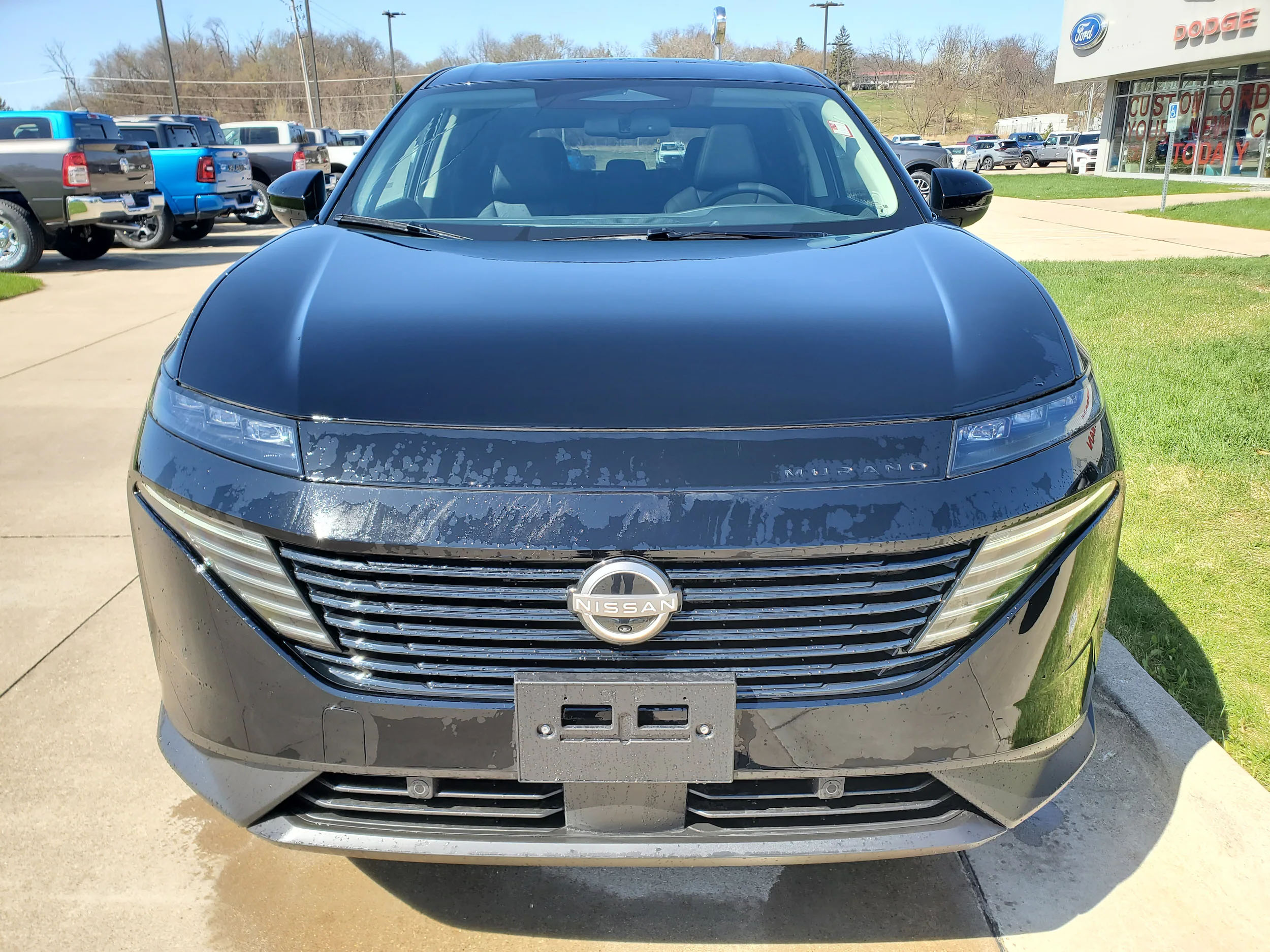 2025 Nissan Murano SL photo 2