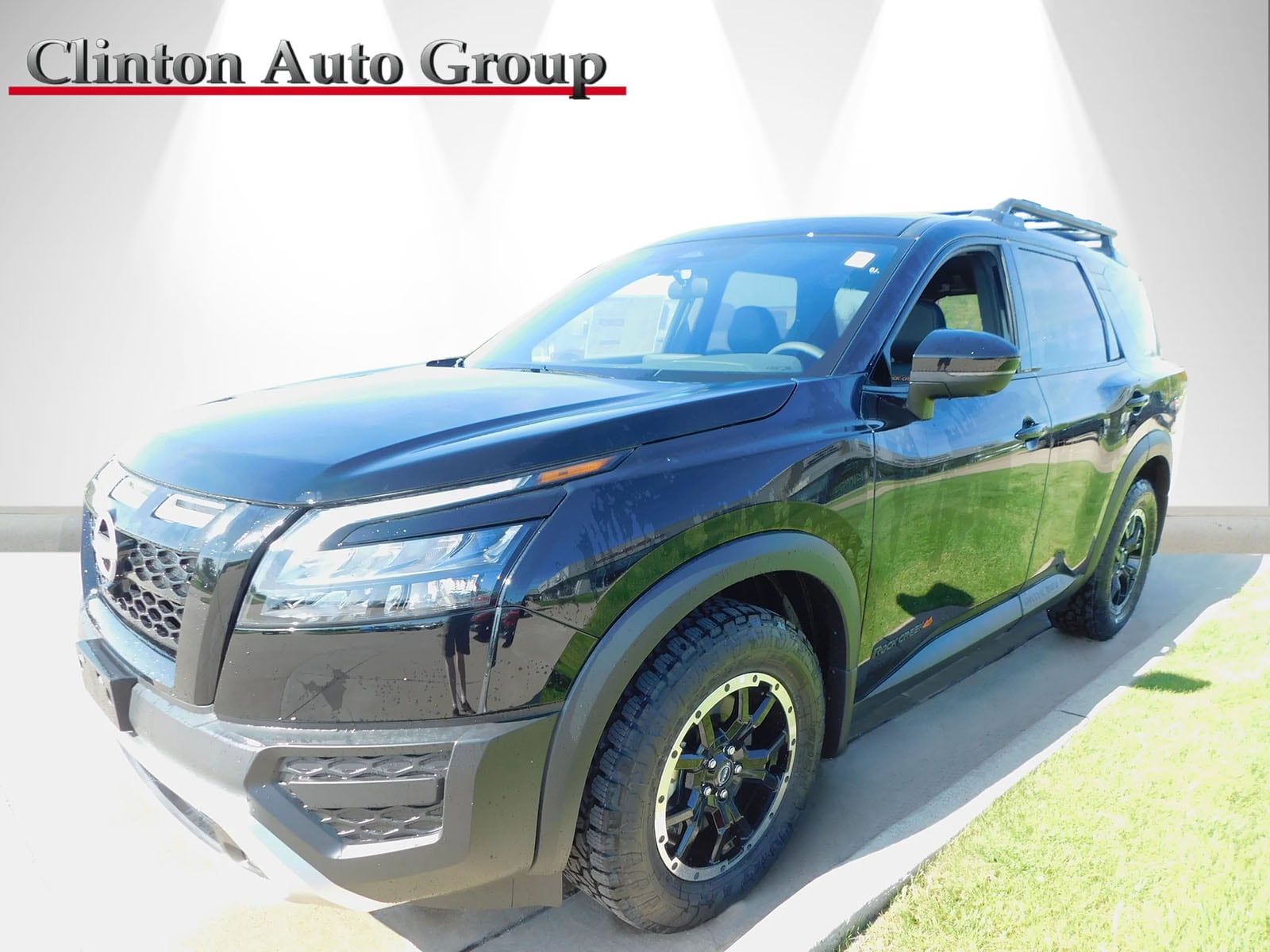 2025 Nissan Pathfinder SUV 