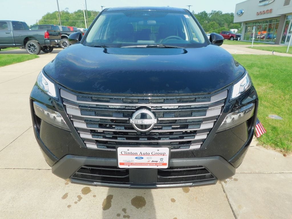 New 2026 Nissan Rogue SV SUV