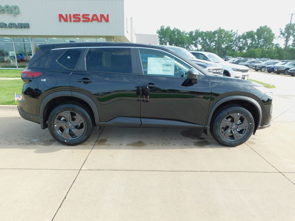 New 2026 Nissan Rogue SV SUV