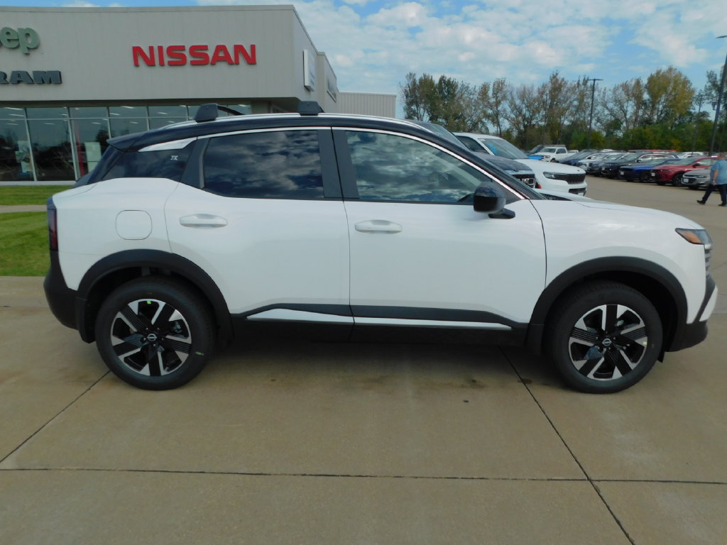 New 2027 Nissan Kicks SV SUV