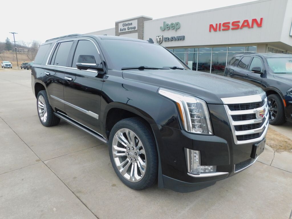 Used 2018 Cadillac Escalade Premium Luxury SUV
