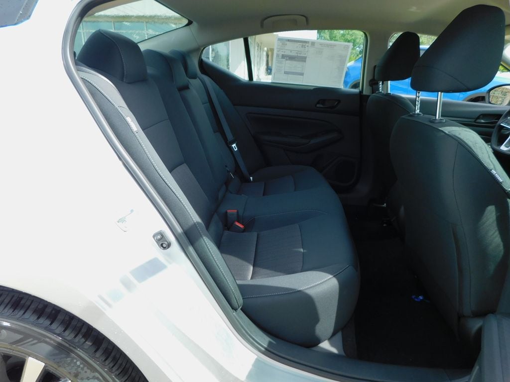 2026 Nissan Altima SV - Photo 6